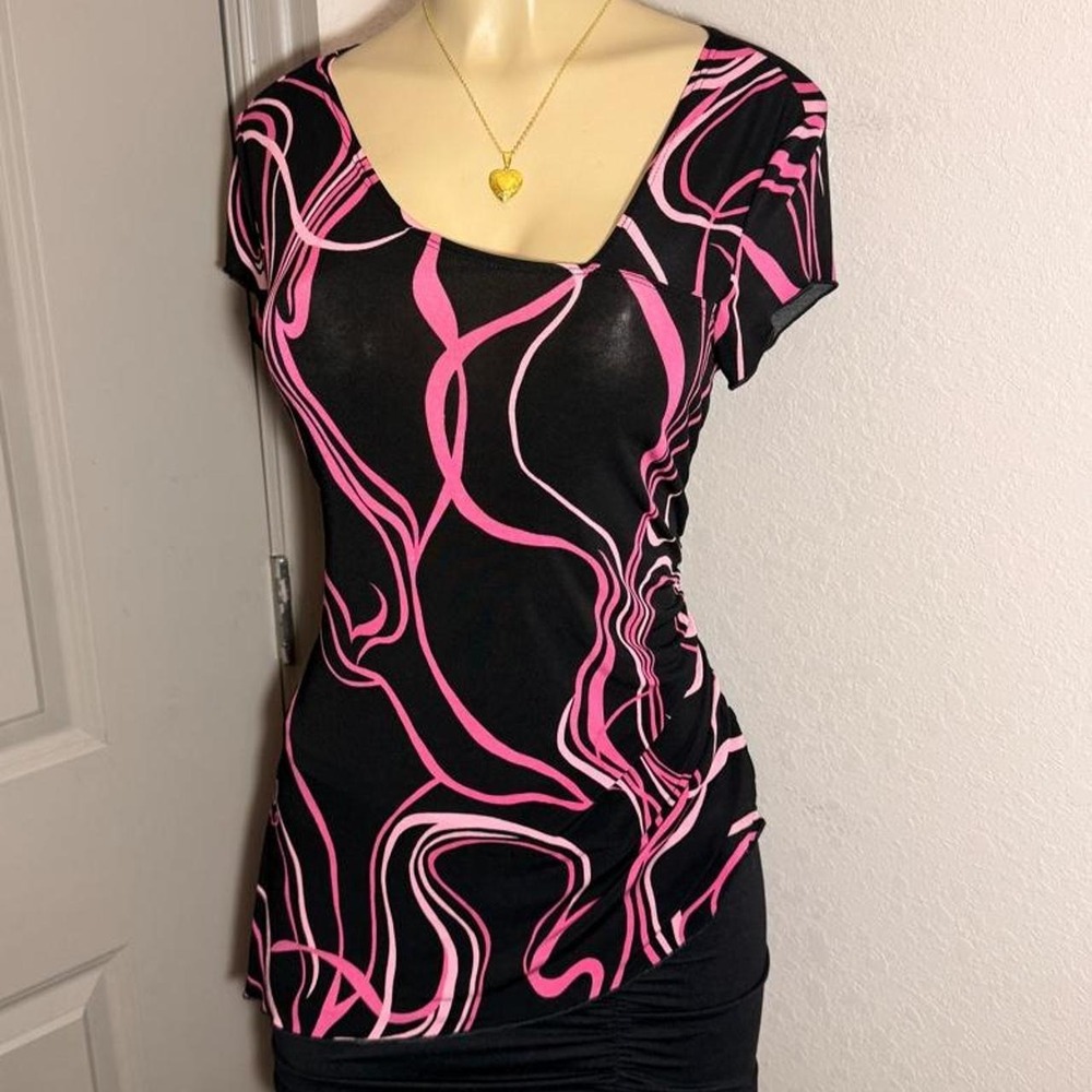 Susan Lawrence black & pink abstract swirl print top